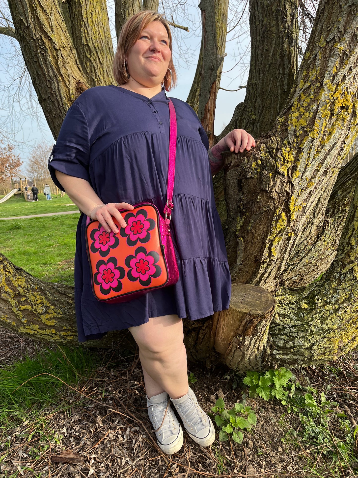 Flowy navy dress