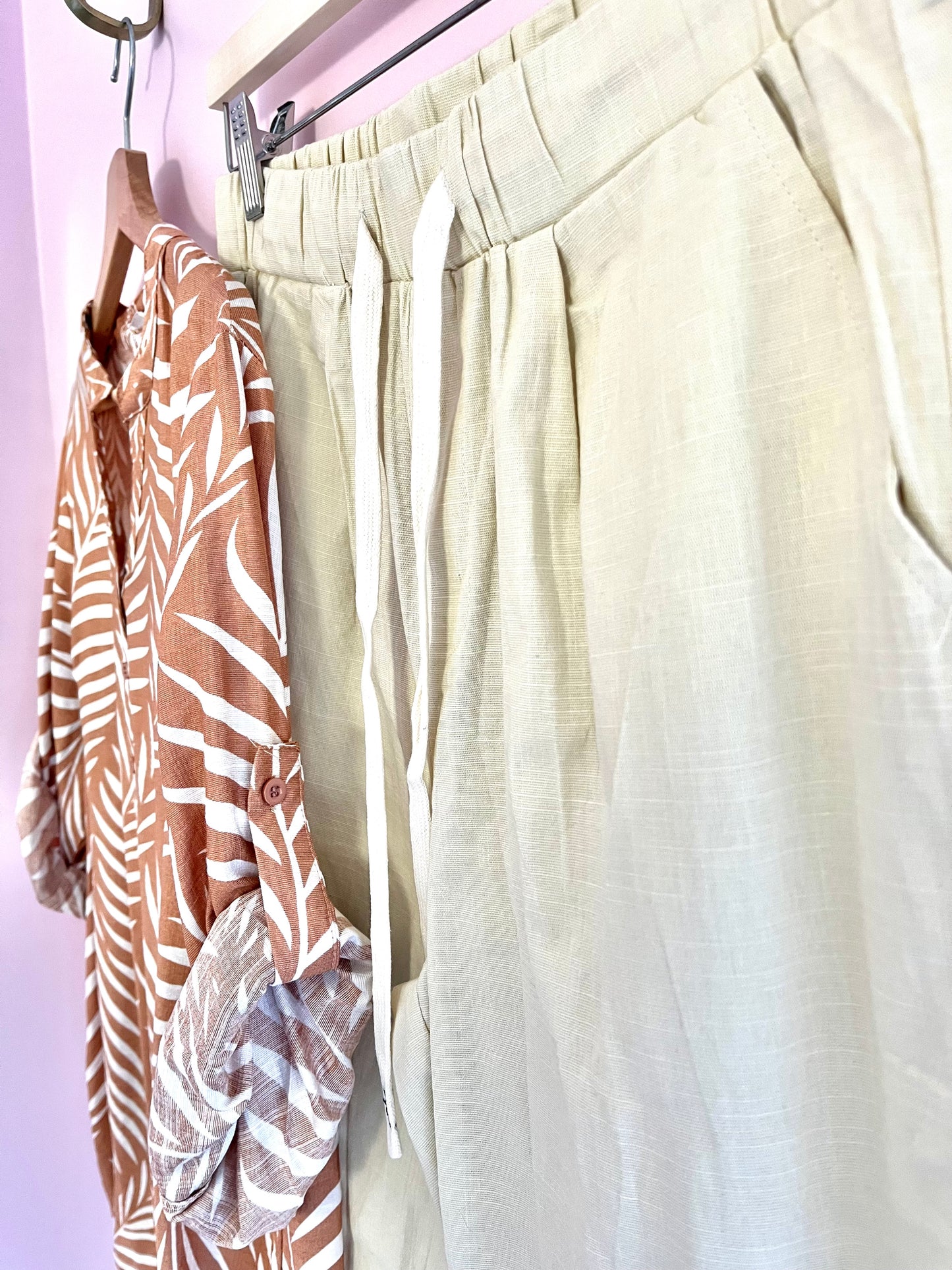 Linen and cotton elasticated trousers 