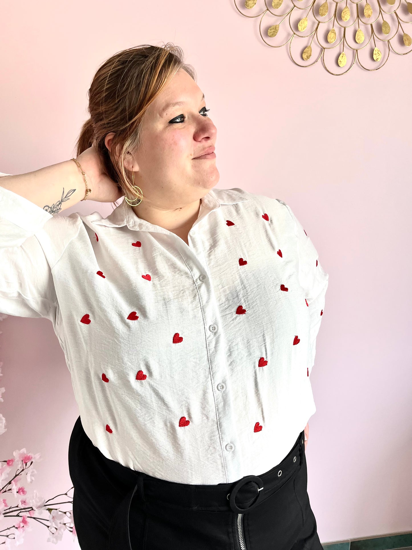 Chemise à cœurs (blanche ou bleue)