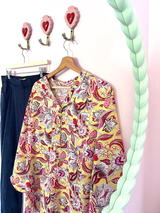 Floral blouse 
